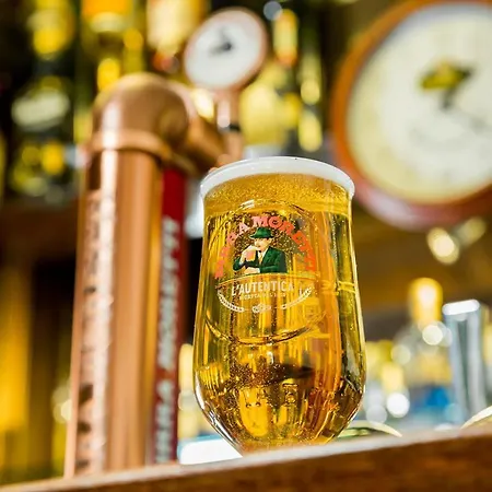 The Queens Head Kettlesing 여관 *