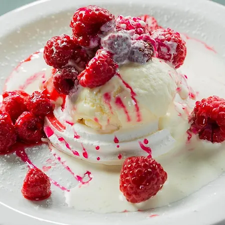 여관 The Queens Head Kettlesing *